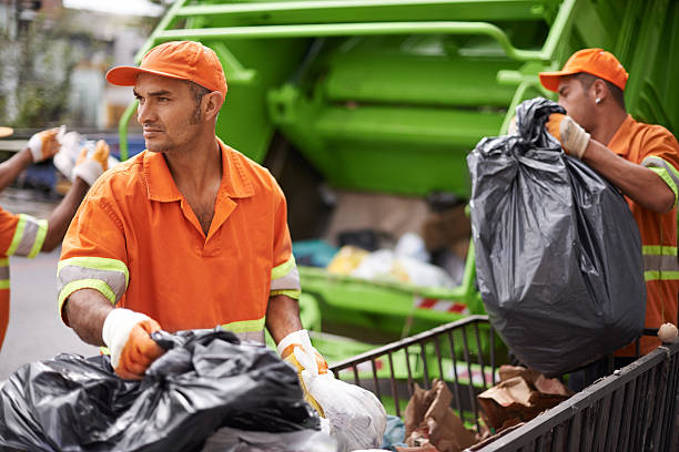 Best Garage Cleanout  in Fairbury, IL